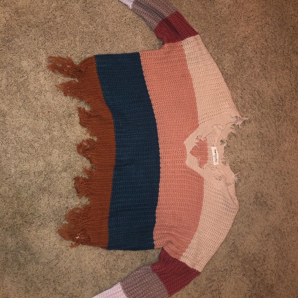 Multi color distressed sweater - Picture 3 of 4
